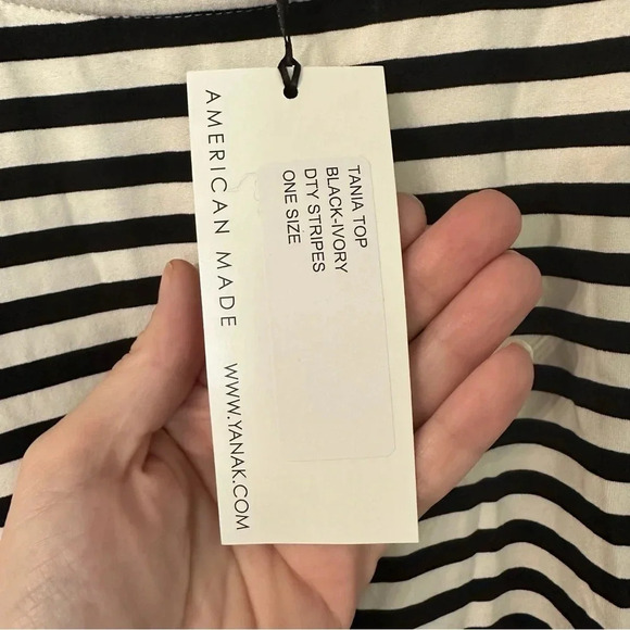 Yana K Women's Tania Top in Black & Ivory Stripes Short Sleeves One Size NWT - Picture 6 of 9